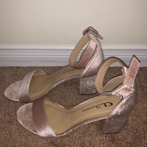 Suede pink Heels - Picture 3 of 3